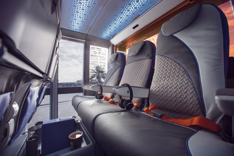 Интерьер Rinspeed MetroSnap 2020 года  (фото 10 из 24)